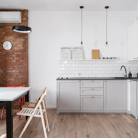 Rentplanet - Cybulskiego Apartmán