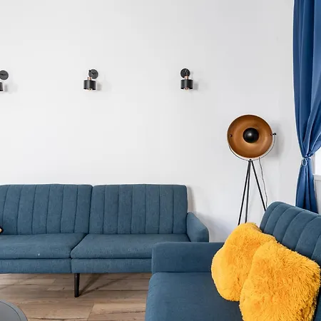 Rentplanet - Cybulskiego * Vratislav